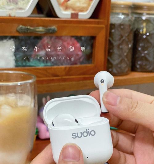 AirPods耳机能否防水？（探索AirPods耳机的防水性能及使用注意事项）
