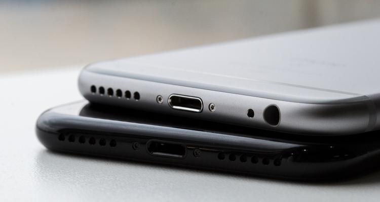 iPhone7亮黑色氧化补救办法
