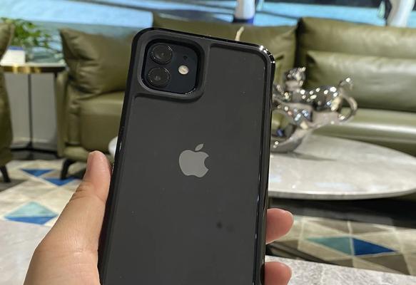 苹果11与12的区别，谁更好？（11与12的性能、功能、外观对比，帮你决定购买）