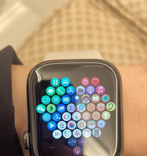iWatch防水性能解析（iWatch水下运动必备，保护你的手环）
