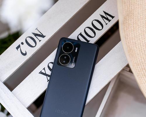 如何使用IQOOZ6的自动关机功能（一键设置，智能省电）