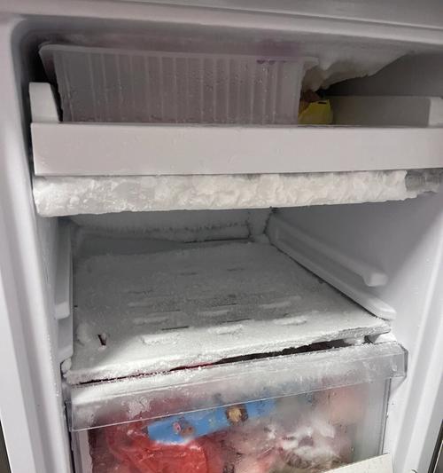 如何合理处理冰箱上下门（优化空间利用）