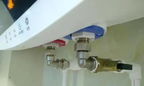 热水器上水水管漏水的原因及解决方法（探索热水器上水水管漏水的原因）