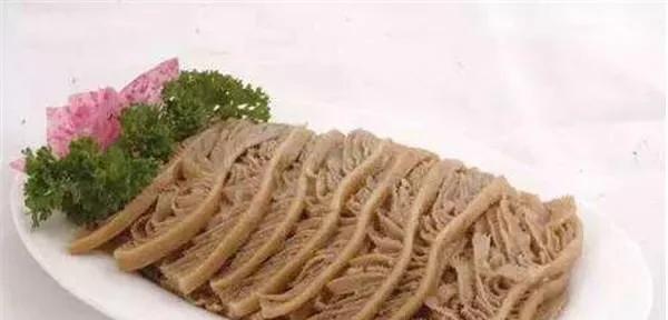 如何正确区分毛肚和百叶（掌握关键特征）