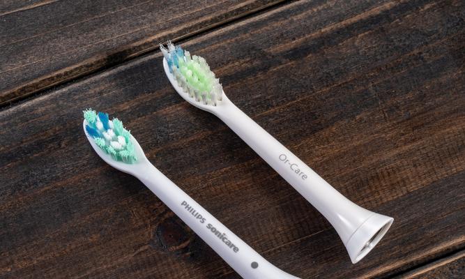 电动牙刷与普通牙刷的优缺点比较（选择合适的牙刷）