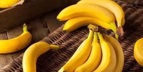 空腹吃香蕉的好处与禁忌（探索空腹吃香蕉对身体的影响与注意事项）