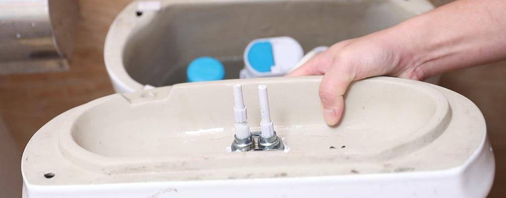 箭牌马桶冲水按钮故障维修指南（快速解决箭牌马桶冲水按钮问题的方法）