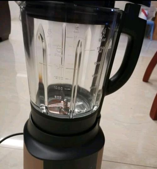 破壁机胡锅底的独特处理方法（以破壁机为工具）