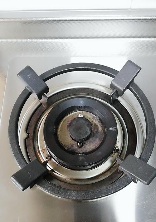 燃气灶自动熄火的原因及解决方法（了解自动熄火的两个主要原因和相关维修技巧）