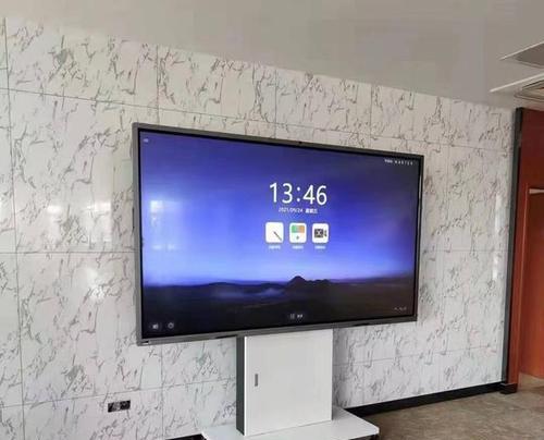 提高投影仪画面锐度的方法（解决投影仪画面模糊问题的有效技巧）