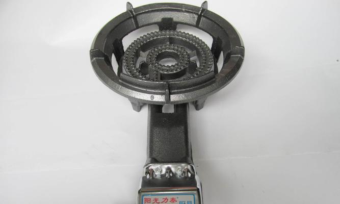 燃气灶电子打火故障的维修方法（解决燃气灶电子打火故障的实用技巧）