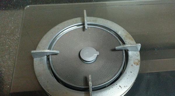 燃气灶炉头眼堵了怎么办？燃气灶炉头堵塞解决方法是什么？