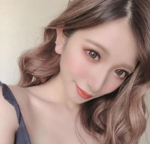 频率爆炸颜值爆表是什么意思？如何实现？