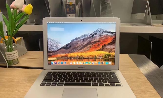 MacBook Air 8GB+256GB版本使用体验如何？常见问题有哪些解决方法？