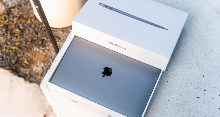 史上最大155寸MacBookAir即将发布？消费者最关心哪些问题？