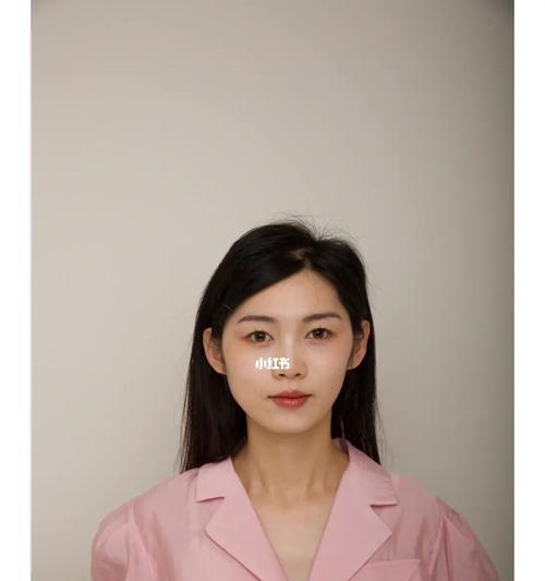 手机拍照时如何调整避免脸部歪斜？有哪些技巧？