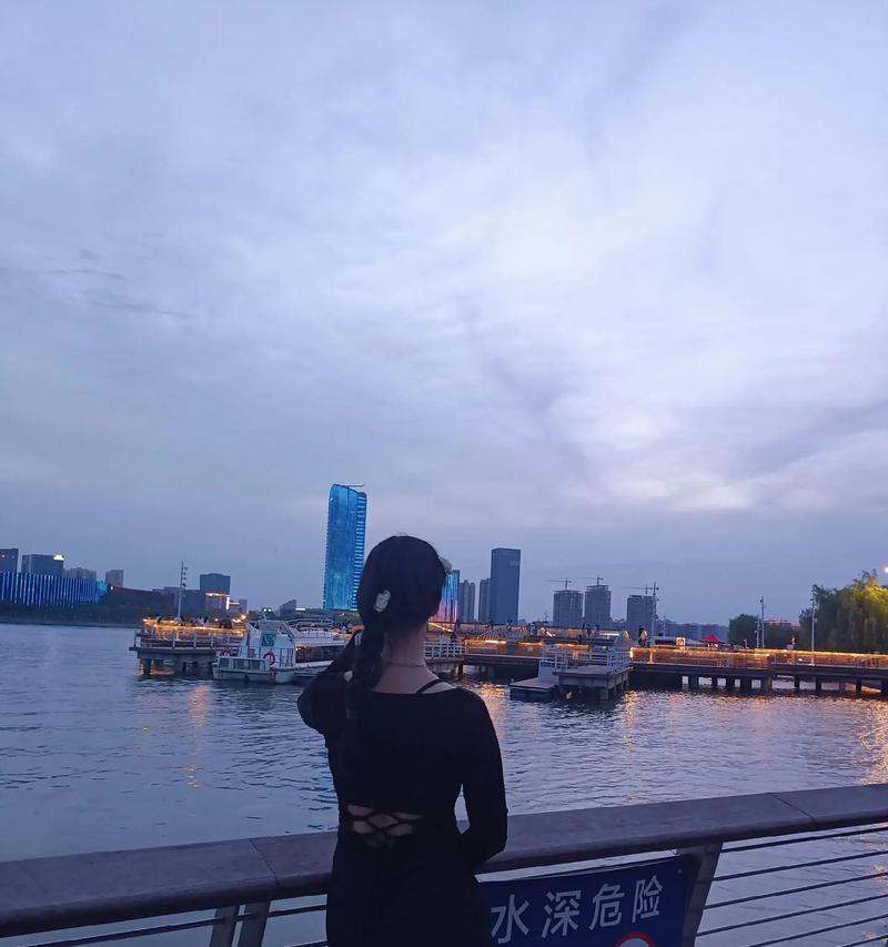 晚上拍照如何拍得清晰？哪些手机适合夜拍？