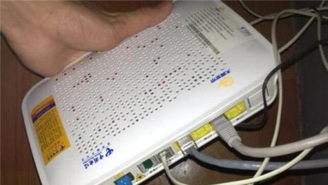 遵义广电机顶盒更换步骤是什么？更换后如何使用？