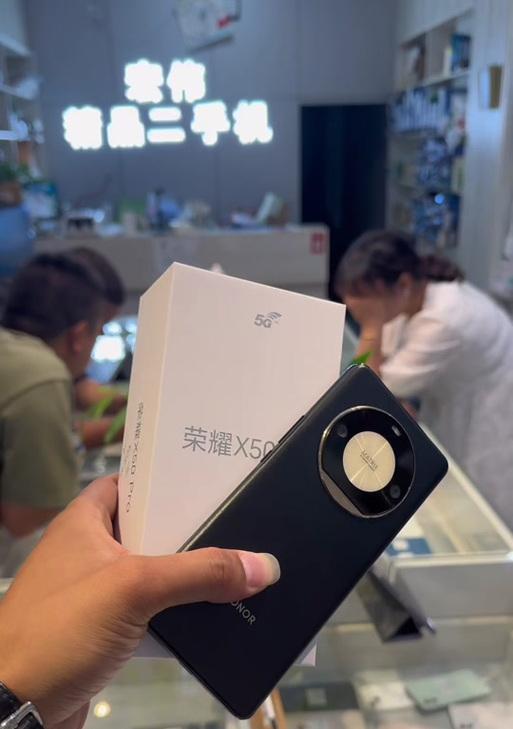 荣耀x50手机后贴纸怎么去掉？有效去除方法有哪些？