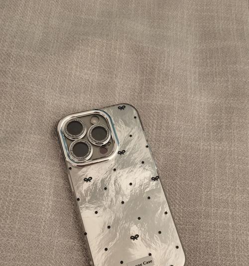 苹果手机壳边银色部分是什么材质？